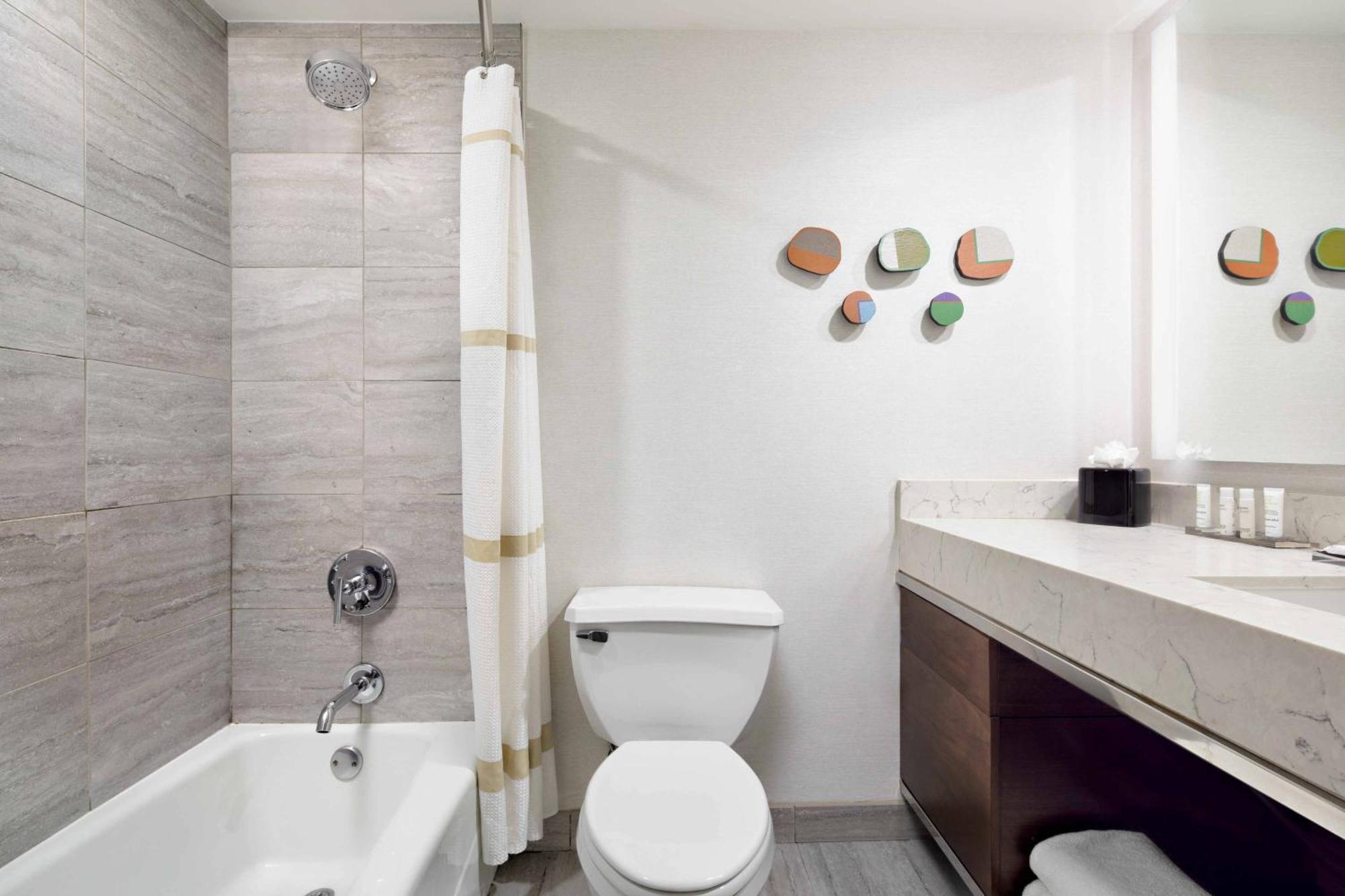 Hotel New York Laguardia Airport Marriott Esterno foto