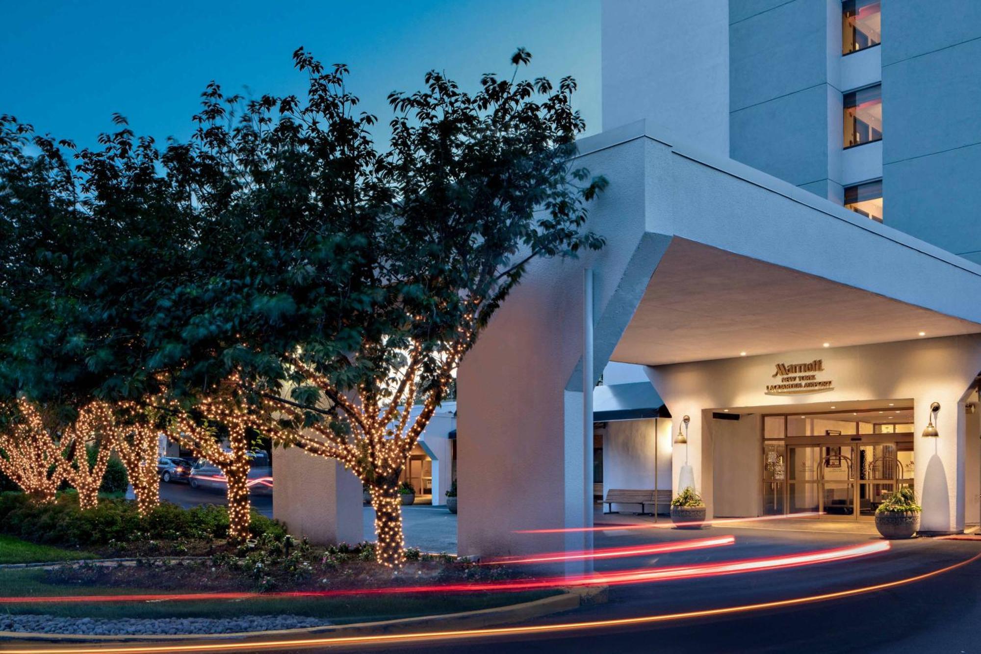 Hotel New York Laguardia Airport Marriott Esterno foto