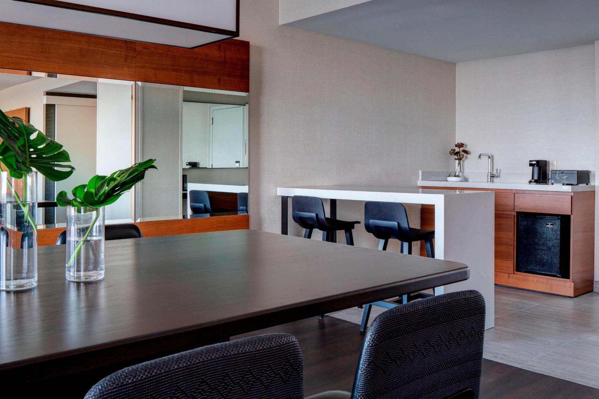 Hotel New York Laguardia Airport Marriott Esterno foto