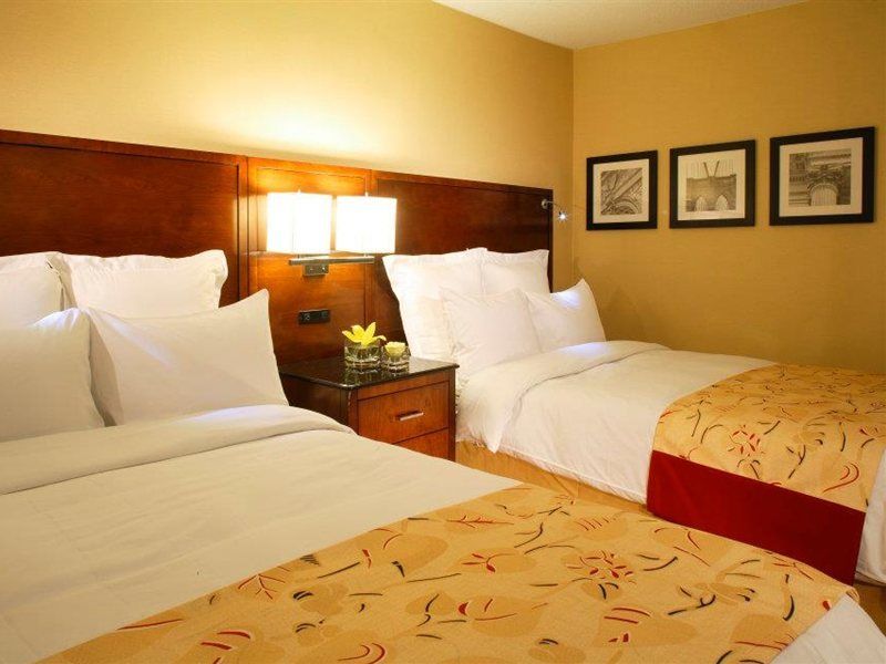 Hotel New York Laguardia Airport Marriott Esterno foto